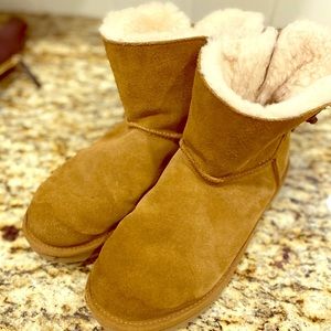 UGG short bootie
